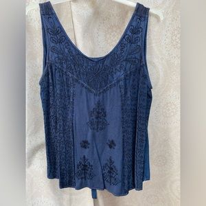 Embroidered tank shirt